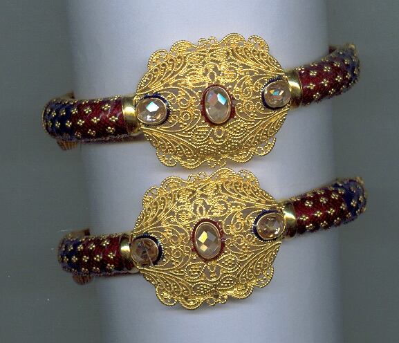 GOLD BANGLE ANTIQUE GENERAL