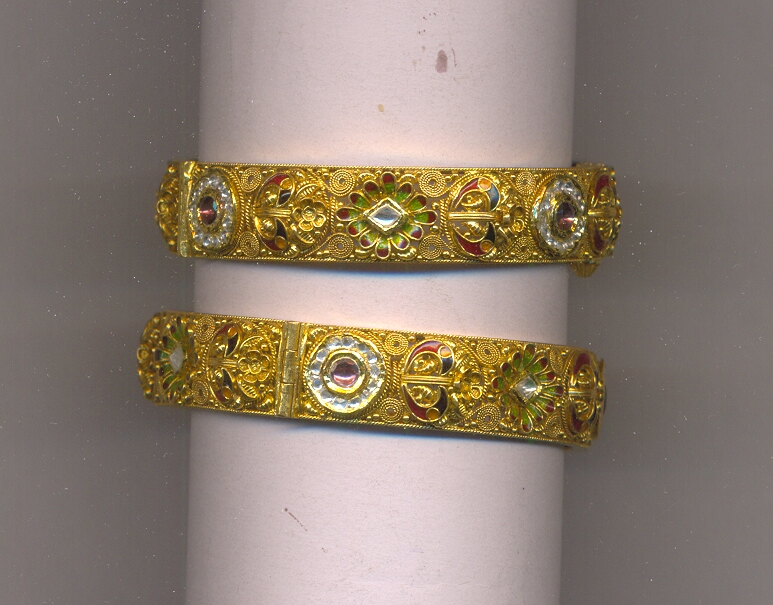GOLD BANGLE ANTIQUE GENERAL