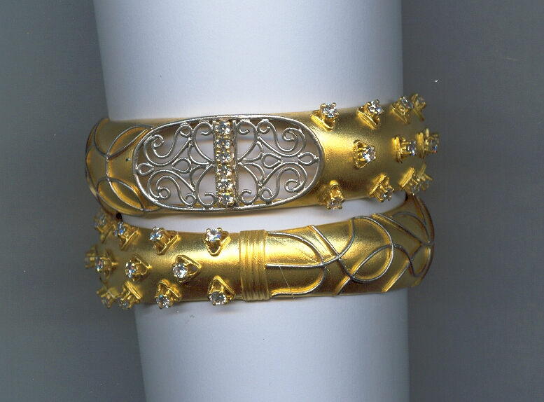 GOLD BANGLE ANTIQUE GENERAL
