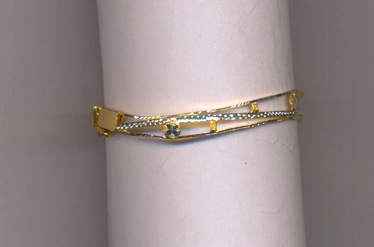 GOLD BANGLE DESIGNER GENERAL