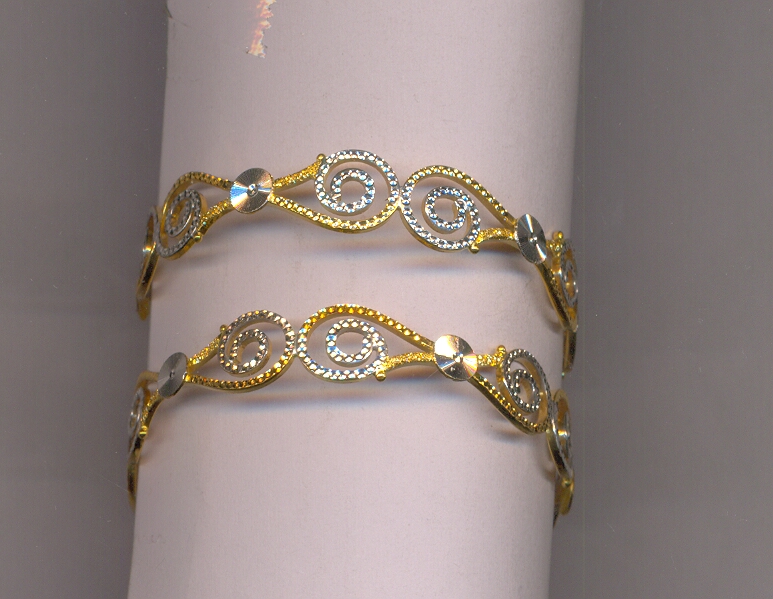 GOLD BANGLE DESIGNER GENERAL