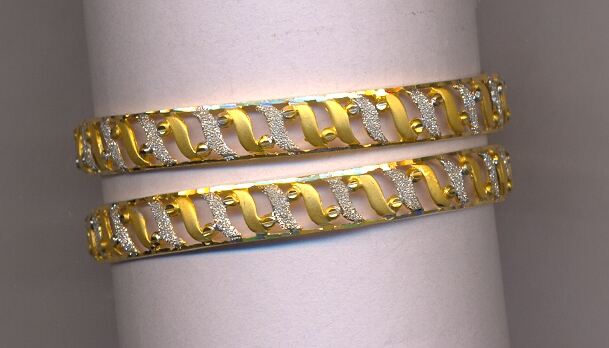 GOLD BANGLE DESIGNER GENERAL