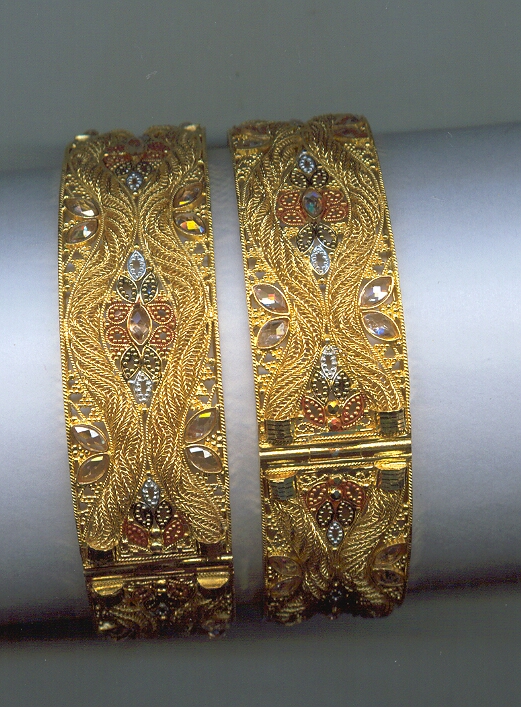 GOLD BANGLE DESIGNER GENERAL