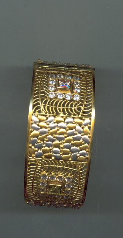 GOLD BANGLE DESIGNER GENERAL