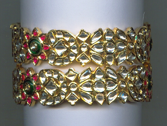 GOLD BANGLE KUNDAN