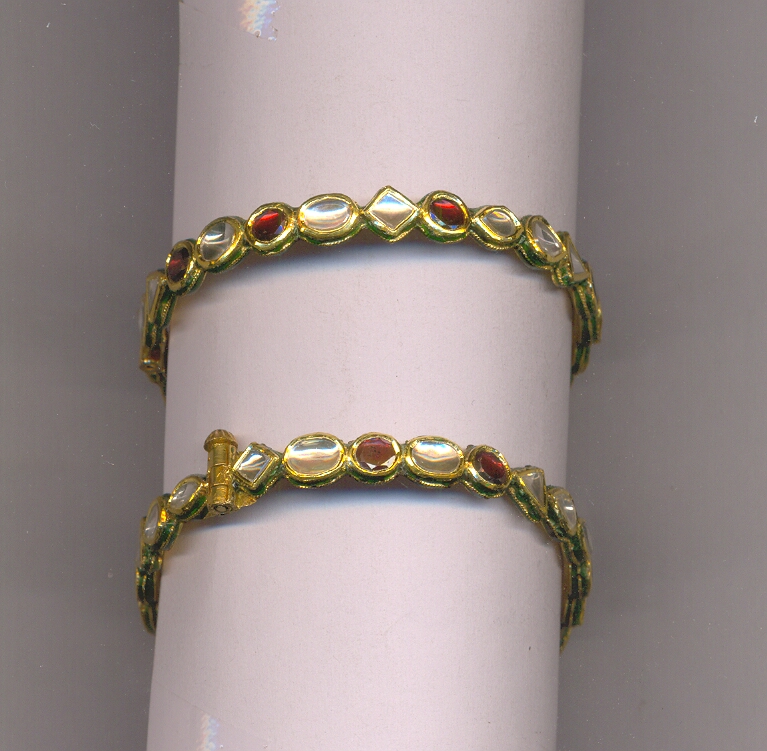 GOLD BANGLE KUNDAN