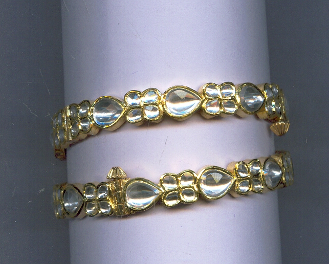 GOLD BANGLE KUNDAN