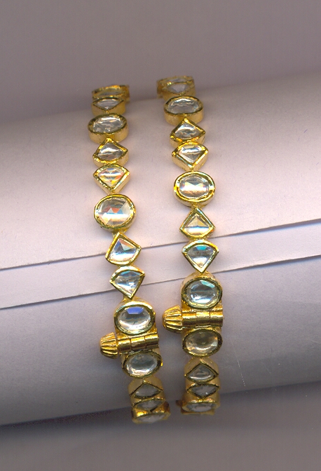 GOLD BANGLE KUNDAN