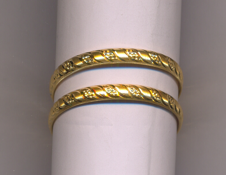 GOLD BANGLE MACHINE CUTTING FANCY