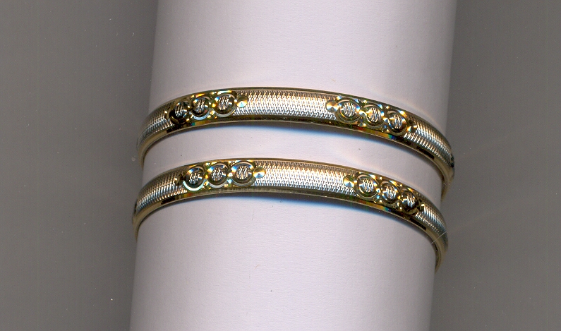 GOLD BANGLE MACHINE CUTTING FANCY