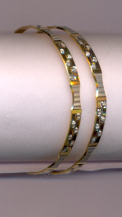 GOLD BANGLE MACHINE CUTTING FANCY