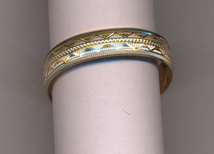 GOLD BANGLE MACHINE CUTTING FANCY