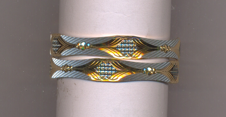 GOLD BANGLE MACHINE CUTTING FANCY