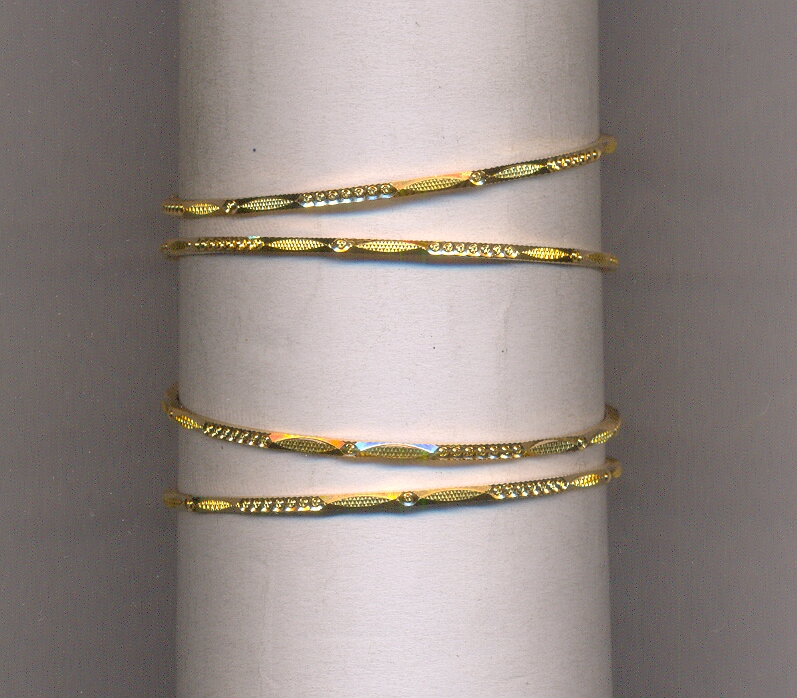 GOLD BANGLE MACHINE CUTTING FANCY