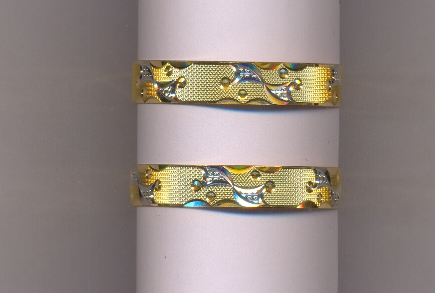 GOLD BANGLE MACHINE CUTTING FANCY