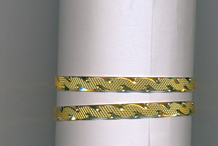 GOLD BANGLE MACHINE CUTTING FANCY
