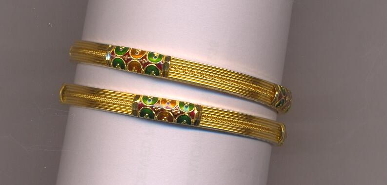 GOLD BANGLE PLAIN EXCLUSIVE