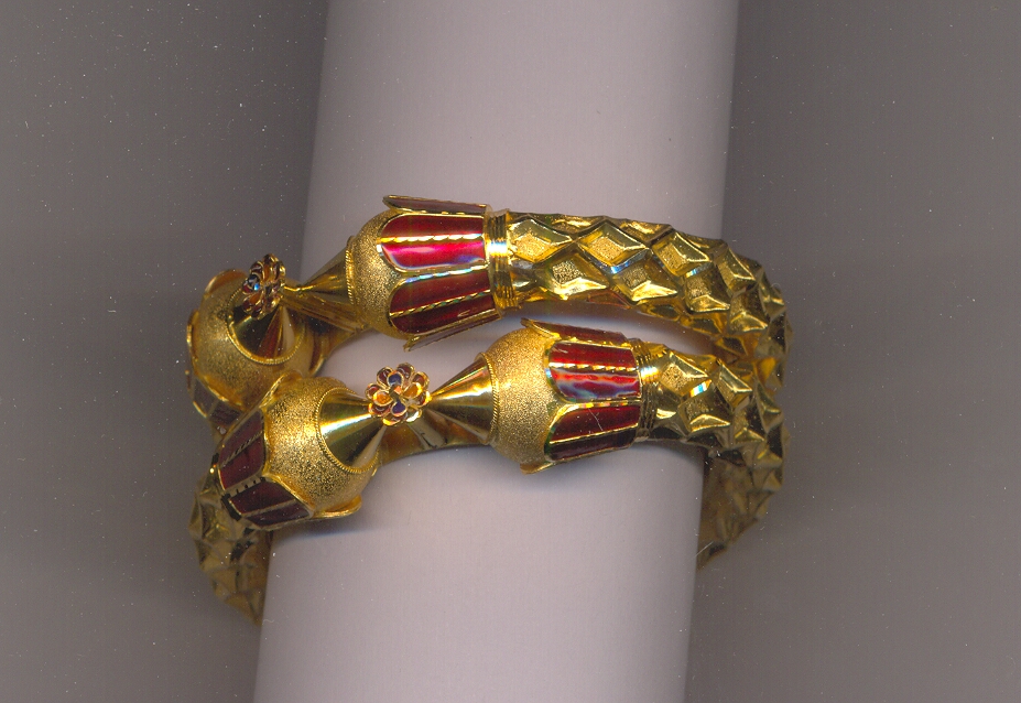GOLD BANGLE PLAIN EXCLUSIVE