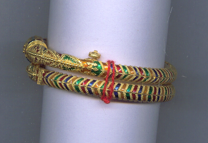 GOLD BANGLE PLAIN EXCLUSIVE