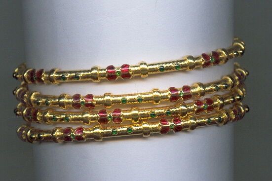 GOLD BANGLE PLAIN EXCLUSIVE
