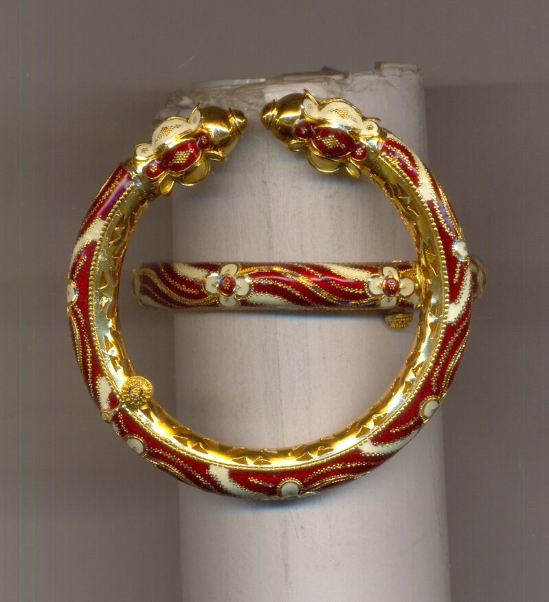 GOLD BANGLE PLAIN EXCLUSIVE
