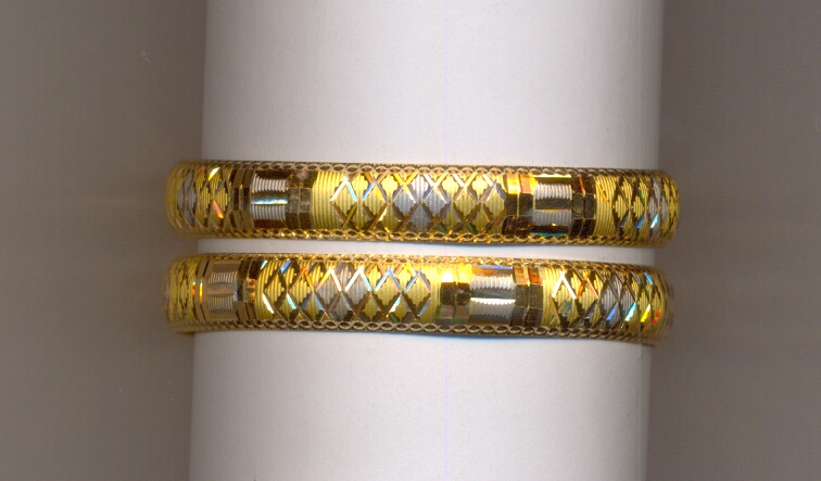 GOLD BANGLE PLAIN EXCLUSIVE