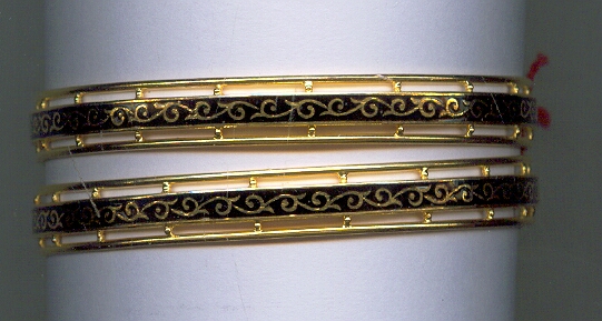 GOLD BANGLE PLAIN EXCLUSIVE