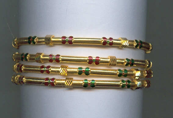 GOLD BANGLE PLAIN EXCLUSIVE