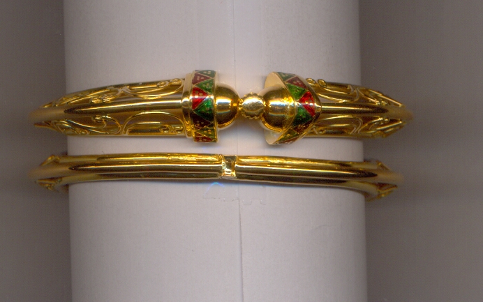 GOLD BANGLE PLAIN EXCLUSIVE