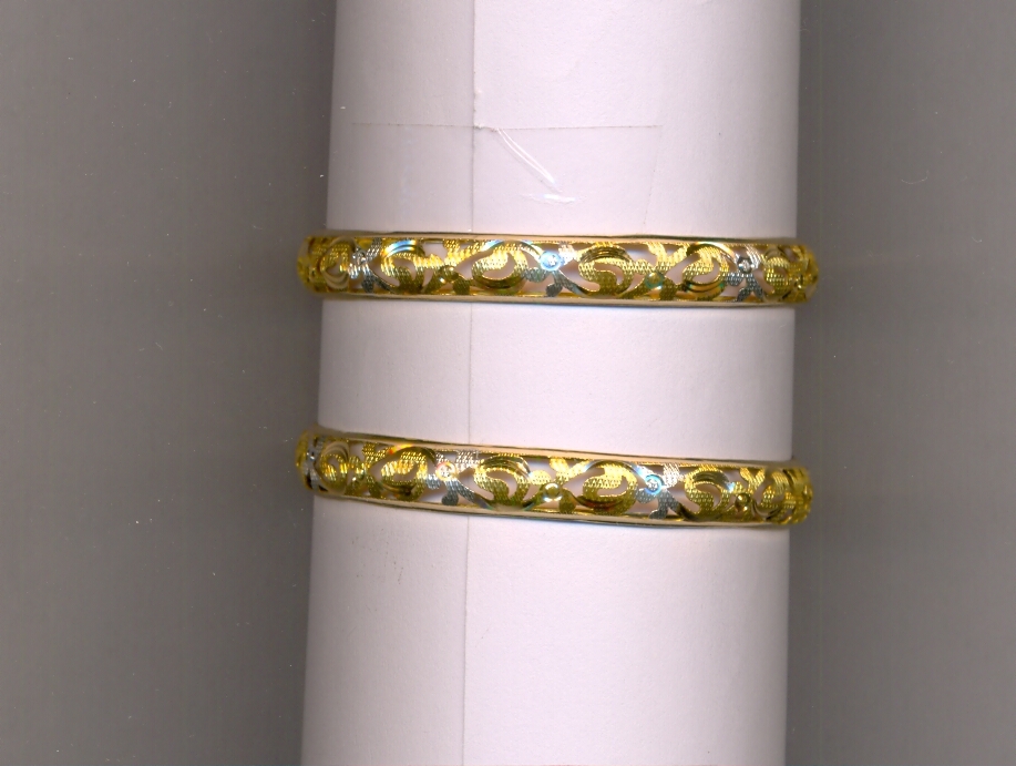 GOLD BANGLE PLAIN EXCLUSIVE