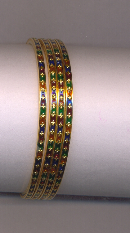 GOLD BANGLE PLAIN EXCLUSIVE