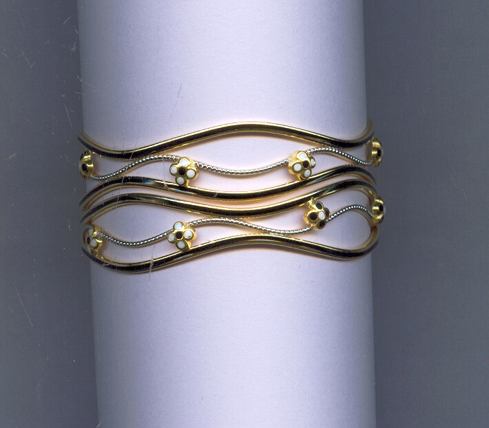 GOLD BANGLE PLAIN EXCLUSIVE