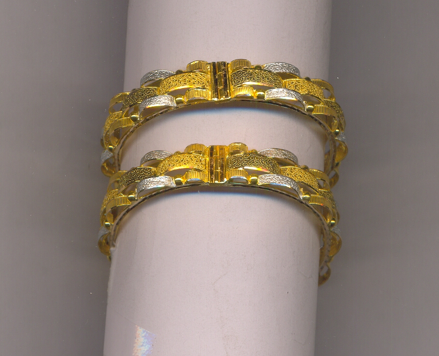 GOLD BANGLE PLAIN EXCLUSIVE