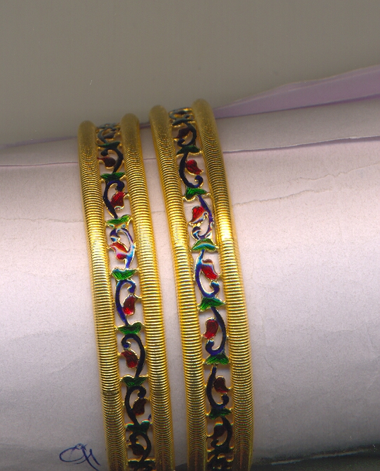 GOLD BANGLE PLAIN EXCLUSIVE
