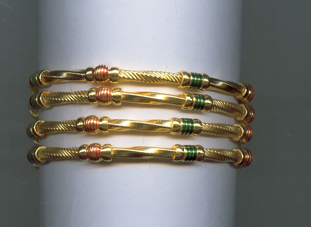 GOLD BANGLE PLAIN EXCLUSIVE
