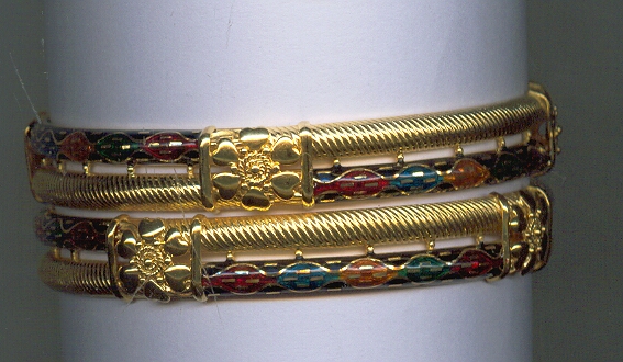 GOLD BANGLE PLAIN EXCLUSIVE