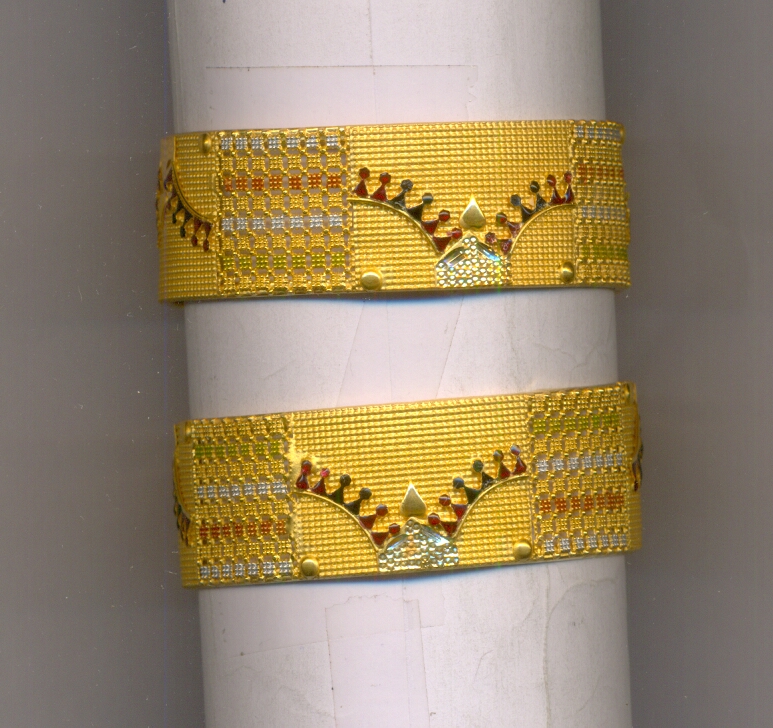 GOLD BANGLE PLAIN EXCLUSIVE