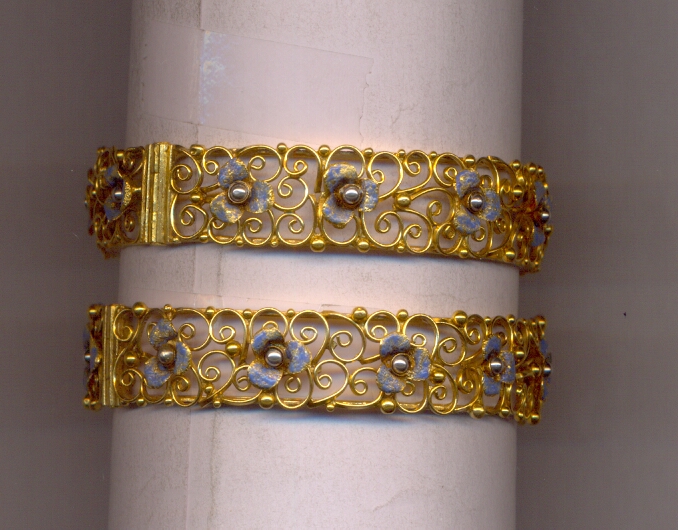 GOLD BANGLE PLAIN EXCLUSIVE