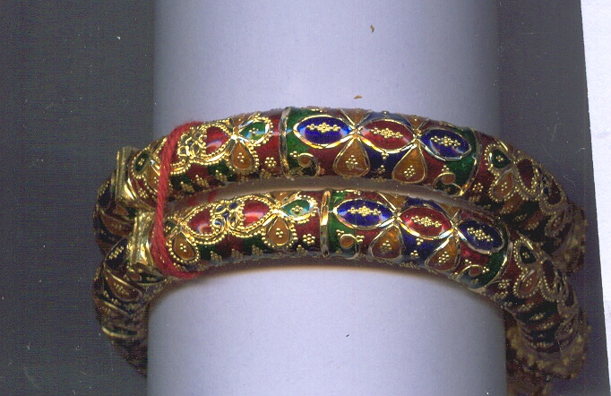 GOLD BANGLE PLAIN EXCLUSIVE