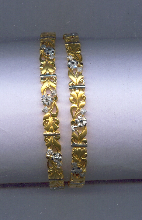 GOLD BANGLE PLAIN EXCLUSIVE