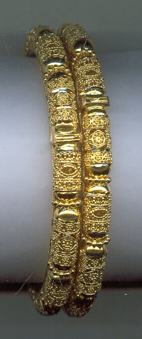 GOLD BANGLE PLAIN EXCLUSIVE