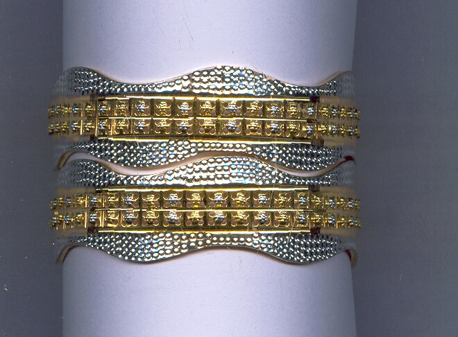 GOLD BANGLE PLAIN EXCLUSIVE