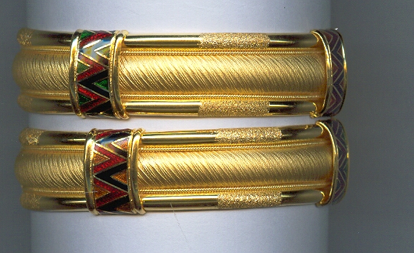 GOLD BANGLE PLAIN EXCLUSIVE