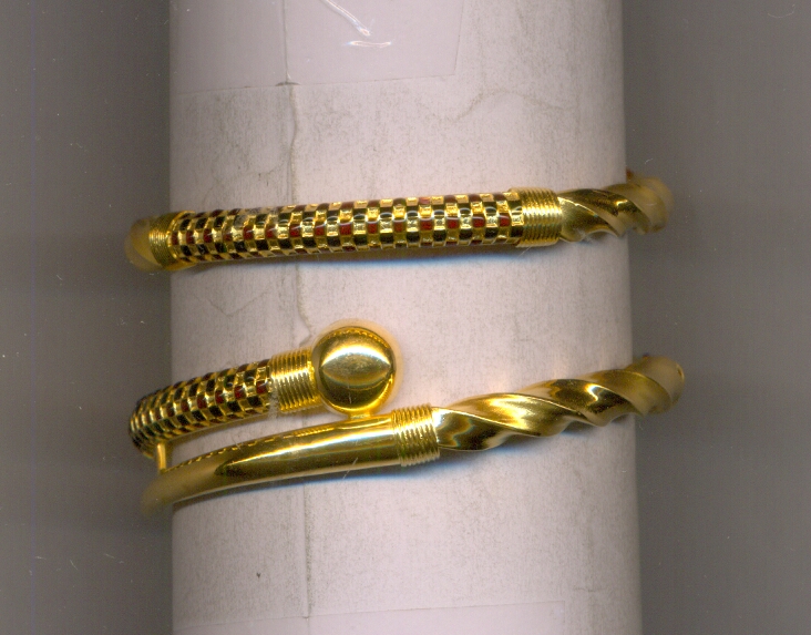 GOLD BANGLE PLAIN EXCLUSIVE