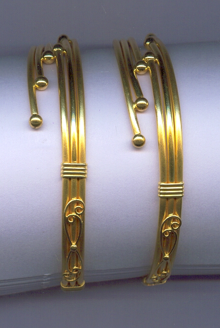 GOLD BANGLE PLAIN EXCLUSIVE