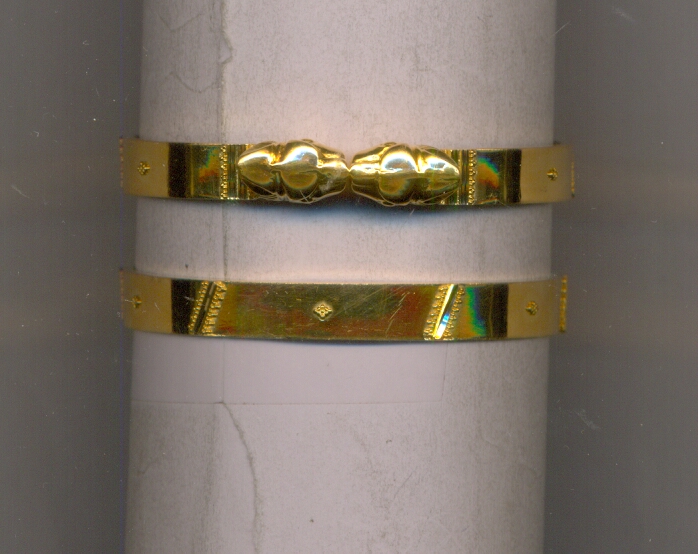 GOLD BANGLE PLAIN EXCLUSIVE