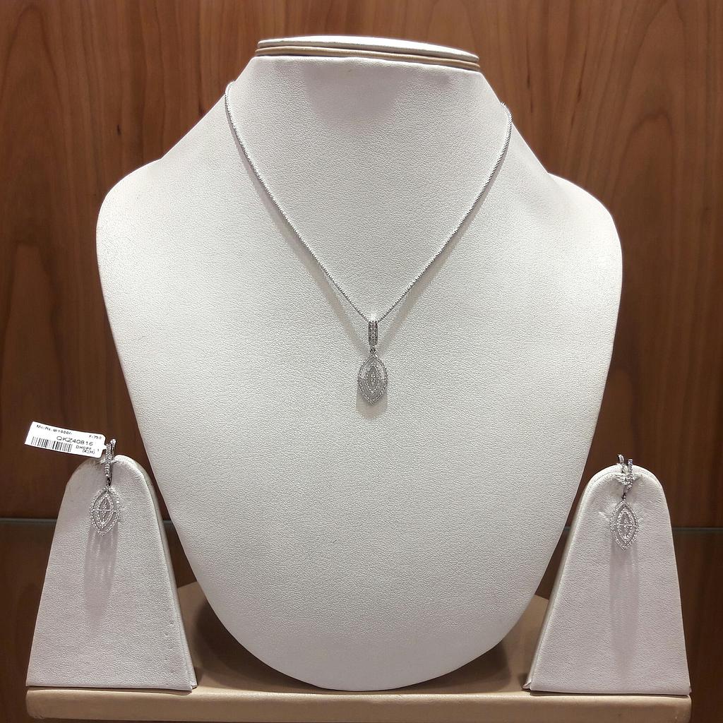 DIAMOND HALF SET PENDENT