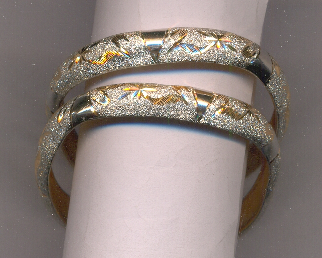 GOLD BANGLE PLAIN FANCY