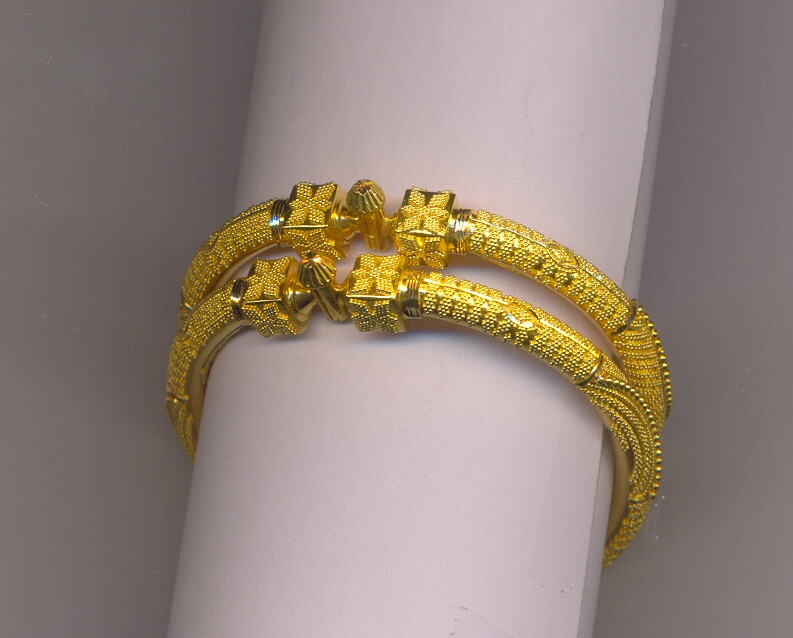 GOLD BANGLE PLAIN FANCY