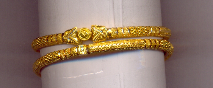GOLD BANGLE PLAIN FANCY
